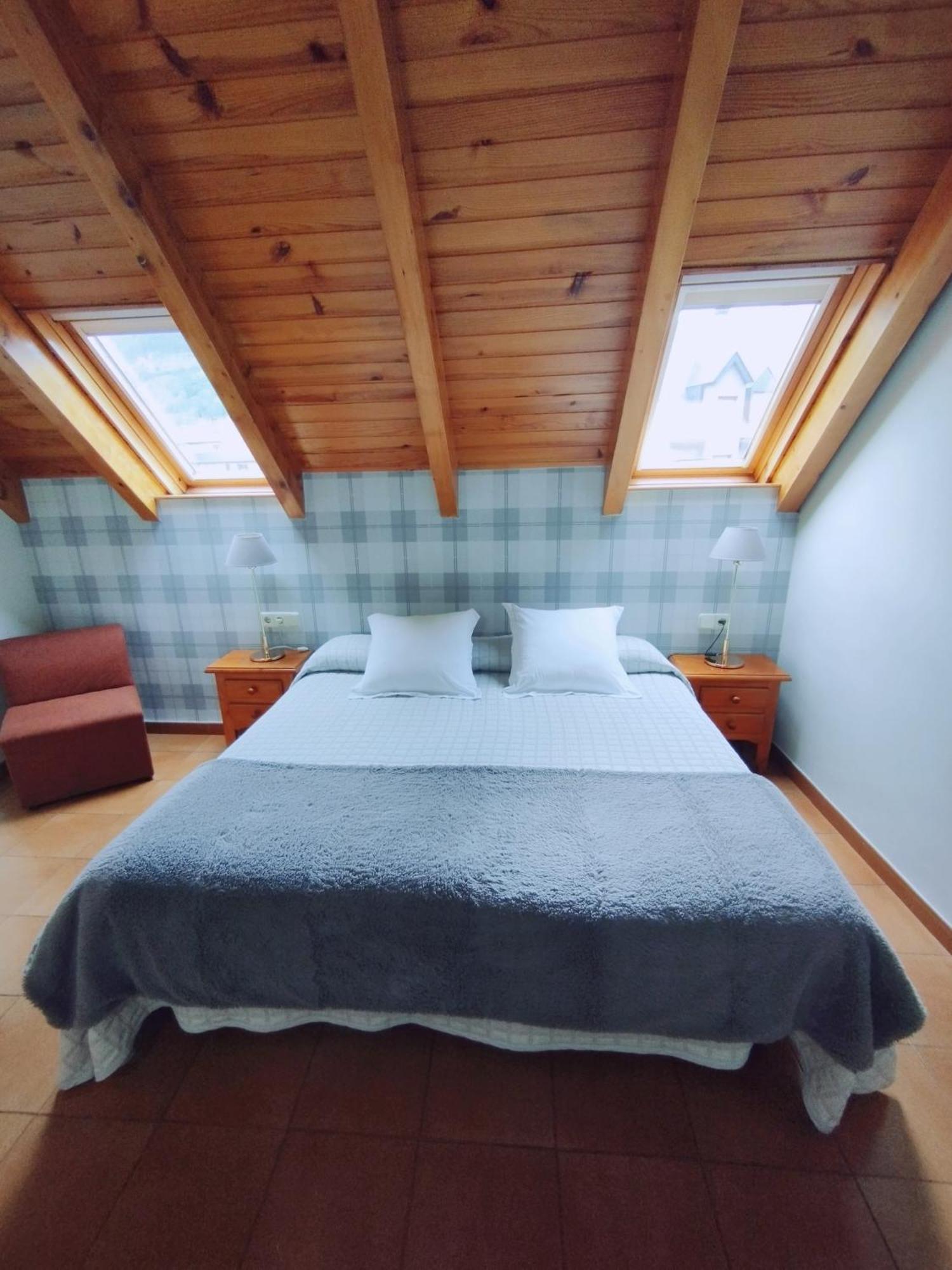 Hotel Ostau d'Òc Viella Extérieur photo
